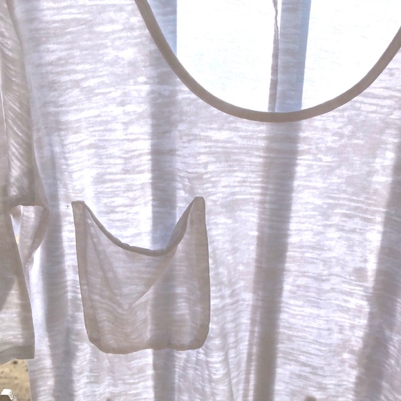 Every day fun white “T” - Picture 2 of 4